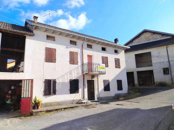 Casa con 6 locali in vendita in Via Carve, Carve, Borgo Valbelluna