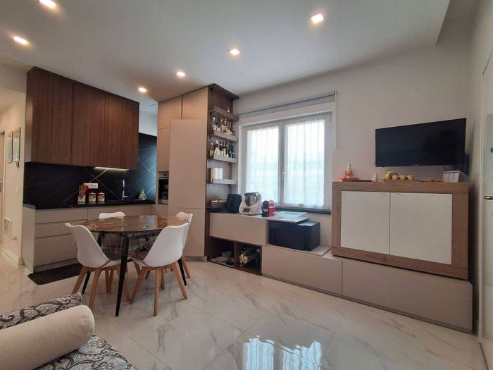Appartamento trilocale in vendita in Via Cesare Battisti, Centro, Pietra Ligure