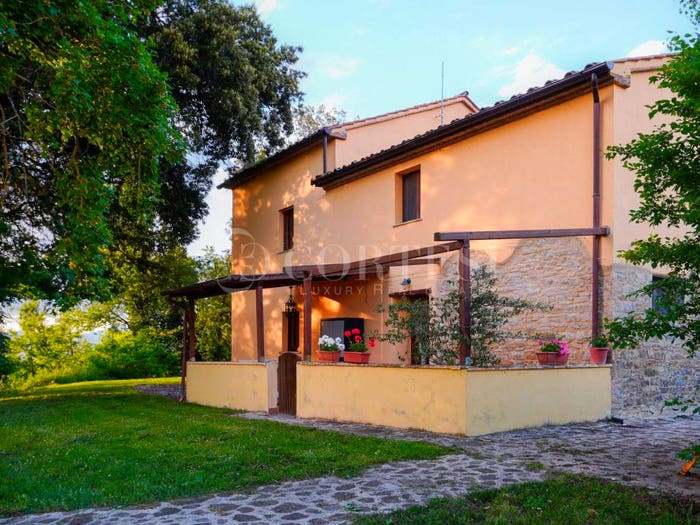 Casa con 6 locali in vendita in Voc San Giovanni, Città di Castello