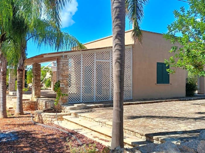 Casa quadrilocale in vendita in Strada Avetrana, Nardò
