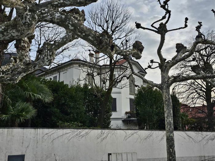 Casa trilocale in vendita in Via Tommaso Grossi, Centro, Bellano