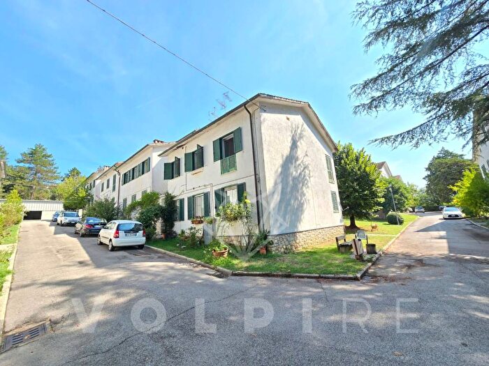Appartamento quadrilocale in vendita in Via Moliere, Tavernelle, Panicale