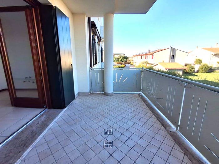 Appartamento quadrilocale in vendita in Via Camillo Benso di Cavour, Ponzano, Ponzano Veneto