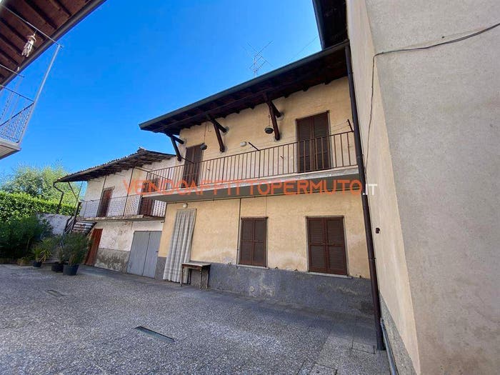 Casa quadrilocale in vendita in Piazza Roma, Centro, Chiuduno