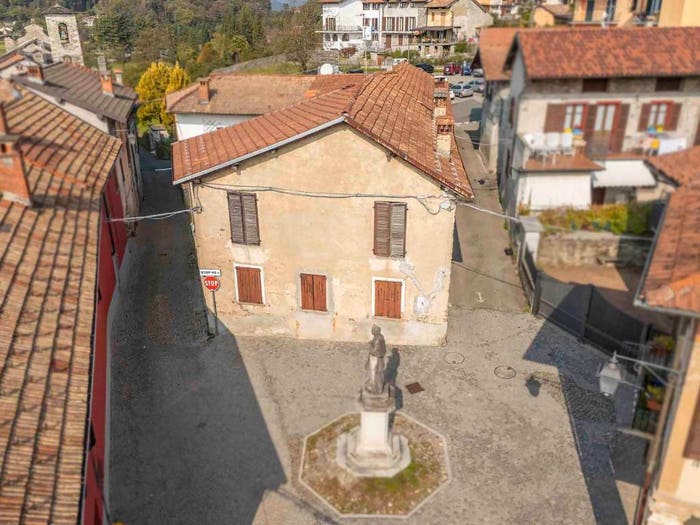 Casa con 5 locali in vendita in Pisogno, Miasino