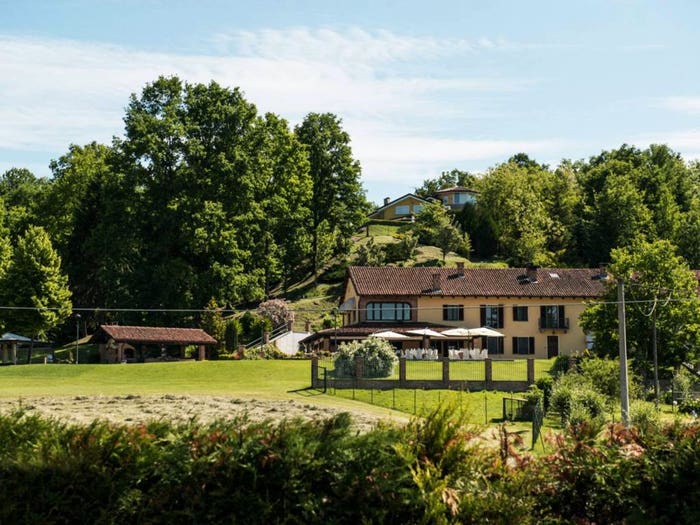 Casa con 6 locali in vendita in Strada Nicoline, Maretto