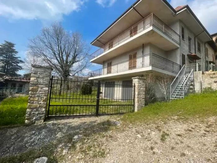 Casa monolocale in vendita in Via Provinciale, Caminata, Alta Val Tidone