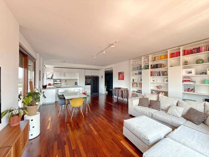 Appartamento con 5 locali in vendita in Via Postporta, Centro, Gallarate