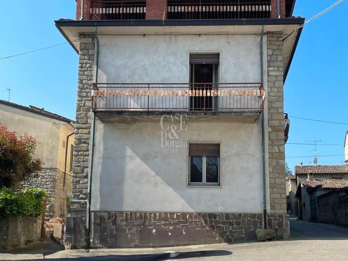 Casa con 6 locali in vendita in Via Francesco Tabacco, Centro, Cecima