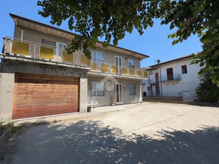 Appartamento con 6 locali in vendita in Viale Litorale Marina, Villamarina Monte, Cesenatico