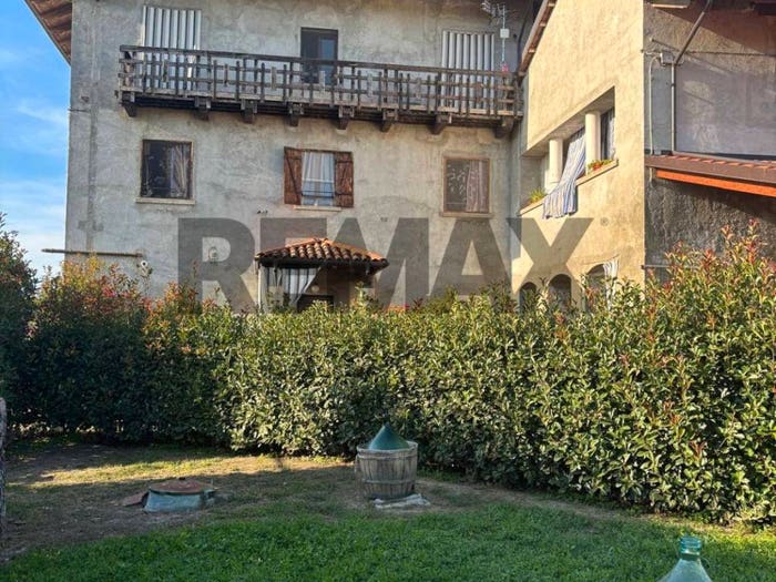 Casa con 6 locali in vendita in Cascina Luisina, Vische