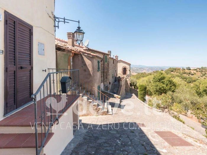 Appartamento quadrilocale in vendita in viale Diacceto, Cana, Roccalbegna