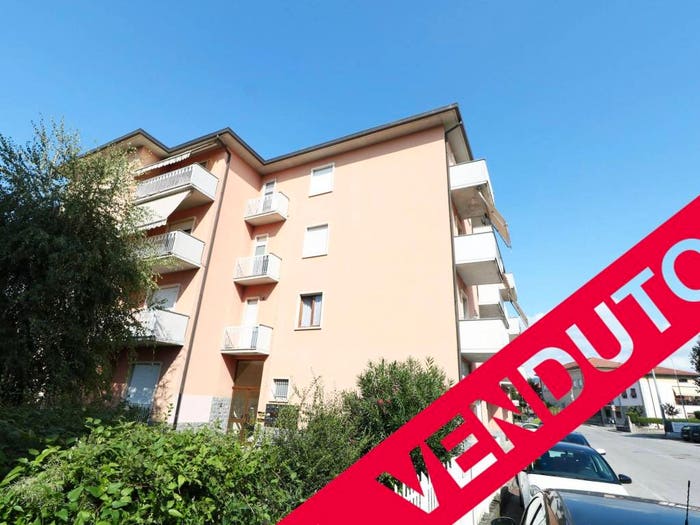 Appartamento trilocale in vendita in Via Alessandro Manzoni, Medolago
