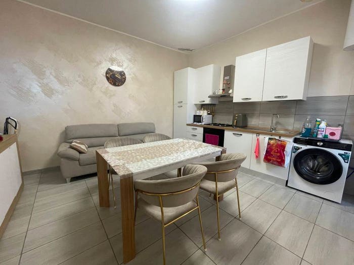 Appartamento bilocale in vendita in Via Altomari, Centro, Maddaloni