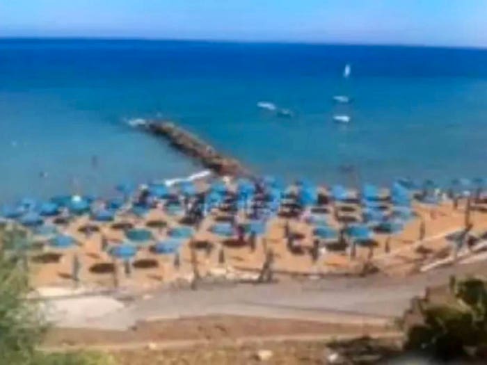 Casa trilocale in vendita in via Magna Grecia, Centro, Isola di Capo Rizzuto