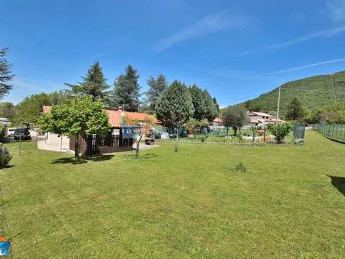 Casa con 6 locali in vendita in Via Madonna Dei Bisognosi, Rocca di Botte