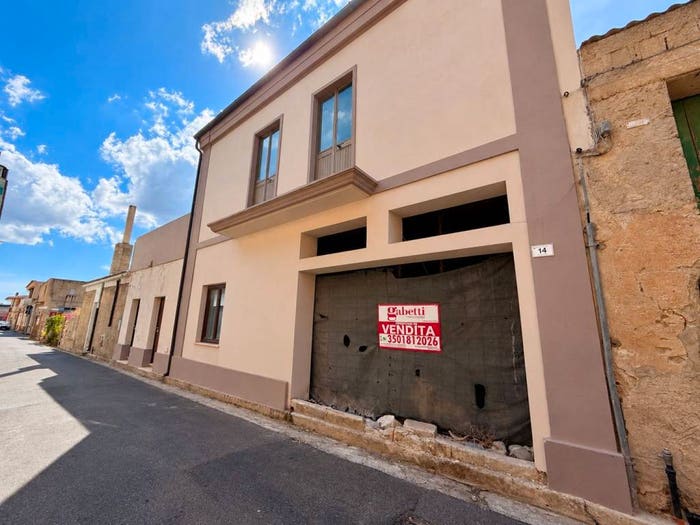 Casa quadrilocale in vendita in Via San Giovanni snc, Centro, Maracalagonis