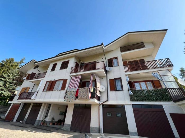 Appartamento trilocale in vendita in Via Don Pio, Centro, Mango