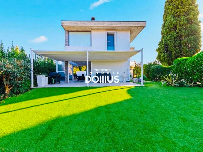 Casa con 6 locali in vendita in Via Antonio Vivaldi, Rivoltella, Desenzano del Garda