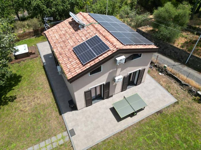 Casa quadrilocale in vendita in Via Pietralunga, Zafferana Etnea