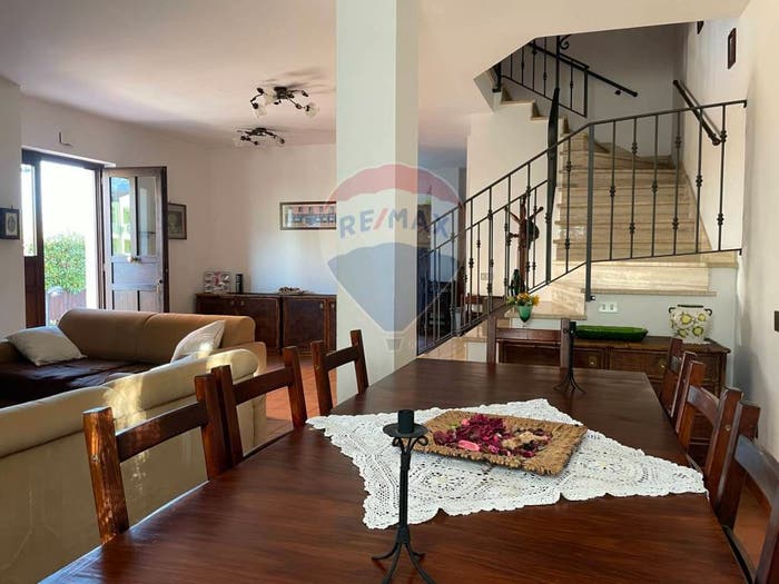Casa con 6 locali in vendita in Via Neri, Rocchetta Nuova, Rocchetta a Volturno
