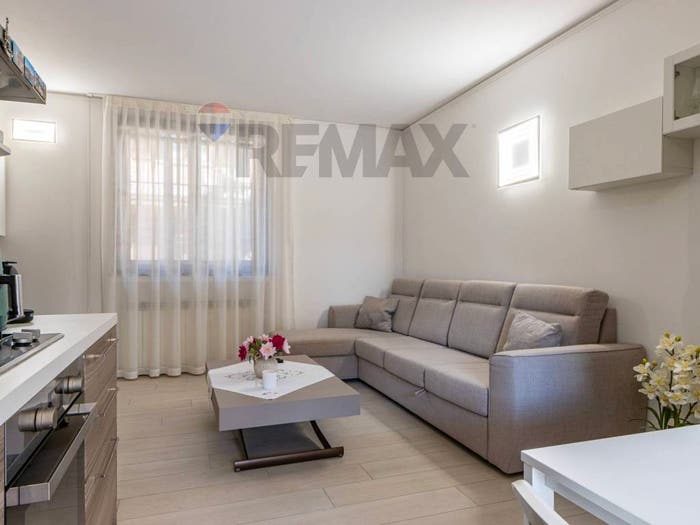 Appartamento trilocale in vendita in corso isonzo, Altopiano Baruccana, Seveso