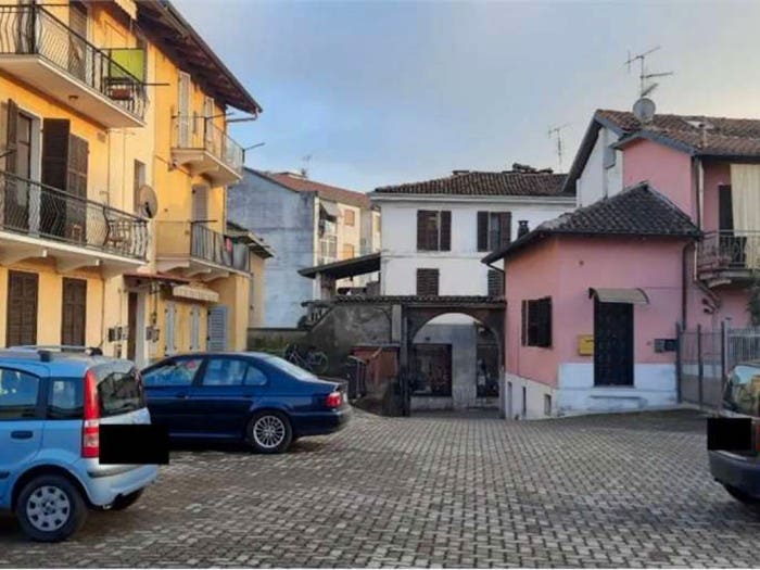 Appartamento con 5 locali in vendita in Via V Veneto, Centro, Gassino Torinese