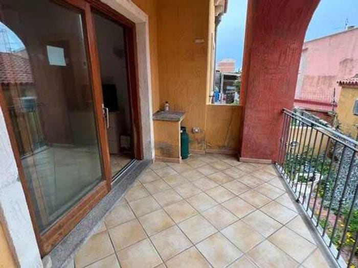Appartamento trilocale in vendita in Via Sassari No Number, Golfo Aranci