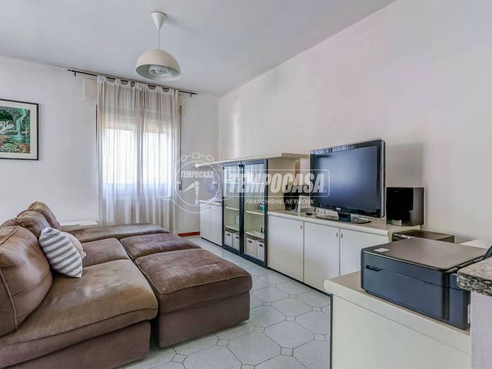 Appartamento quadrilocale in vendita in Via Copelli A, Centro, Luino