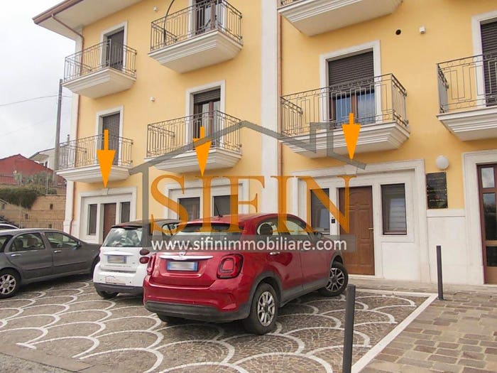 Appartamento con 6 locali in vendita in Via Domenico Cimarosa, Centro, Grottaminarda