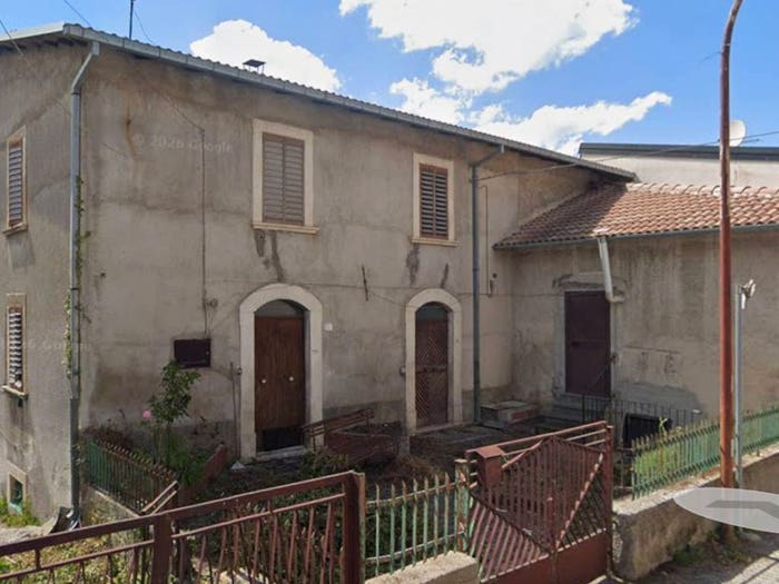 Casa con 5 locali in vendita in Via San Bartolomeo, Villagrande, Tornimparte