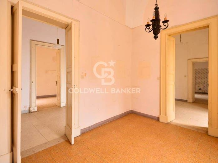 Casa con 6 locali in vendita in Piazzetta Innocenzo XII, Centro Storico, Lecce
