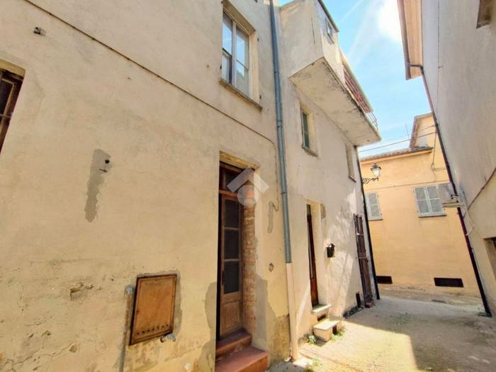 Casa bilocale in vendita in Piazza Monsignor F Guerra, Volpedo