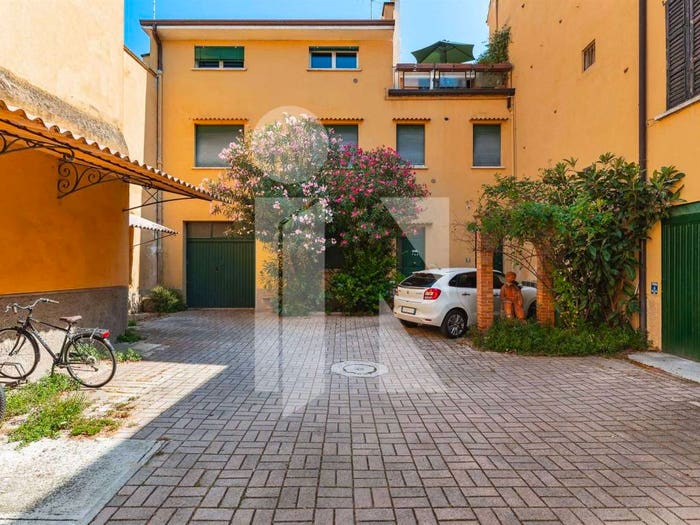 Appartamento bilocale in vendita in Centro, Mantova