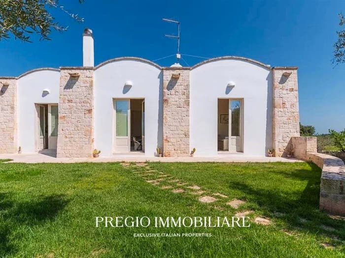 Casa con 6 locali in vendita in Tamburroni Grottone Rosara, Ostuni