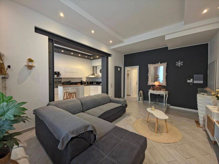 Appartamento con 6 locali in vendita in Via Bruno Buozzi, Centro, Follonica