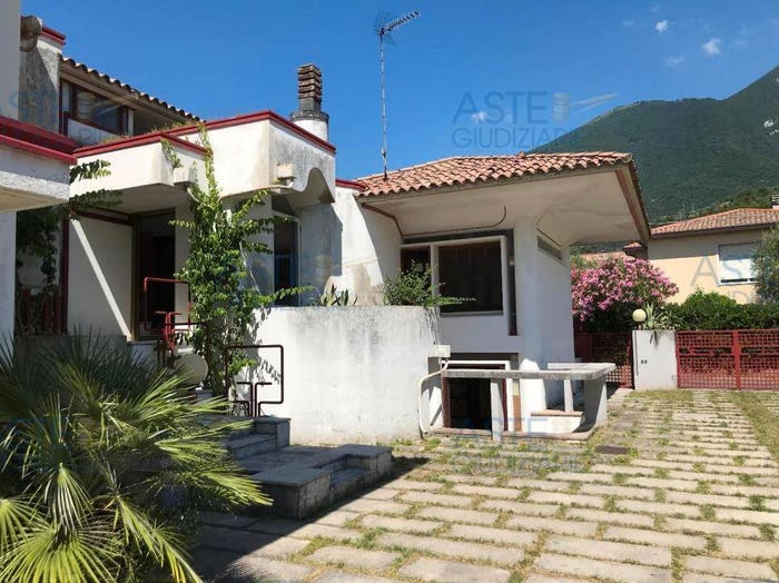 Appartamento trilocale in vendita in sv, Centro, Seniga