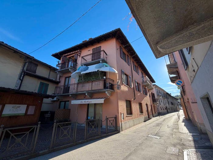 Appartamento bilocale in affitto in Via Umberto I, Centro, Piasco