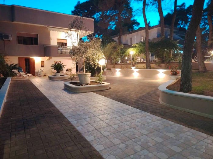 Casa con 6 locali in vendita in Via Walter Schirra, Castellaneta Marina, Castellaneta