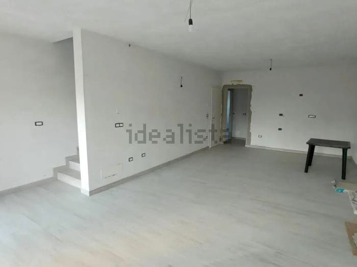Casa quadrilocale in vendita in Via Mure, Centro, Agna