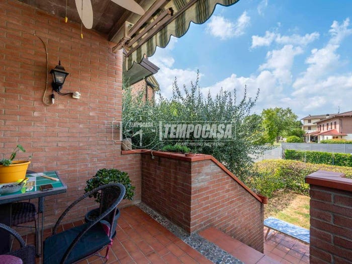Appartamento quadrilocale in vendita in Cadiroggio, Castellarano