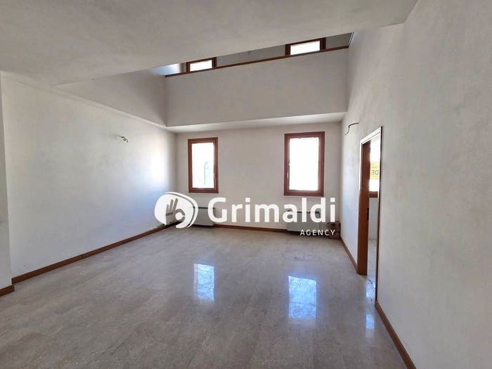 Appartamento con 5 locali in vendita in Corso Giacomo Matteotti, Ficarolo