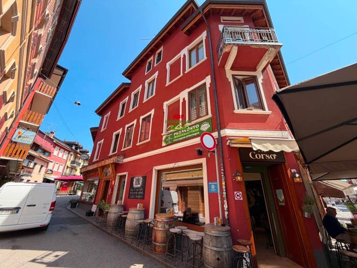 Casa con 6 locali in vendita in Corso Novembre, Centro, Asiago