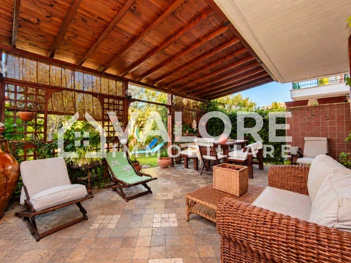 Casa quadrilocale in vendita in Via Giovacchino Forzano, Talenti Monte Sacro, Roma