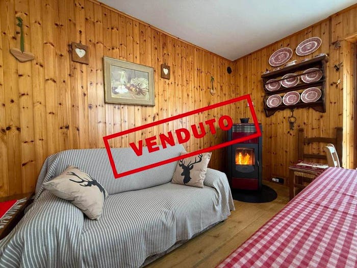 Appartamento trilocale in vendita in Via Del Crotto, Centro, Campodolcino