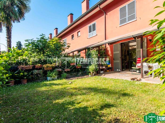 Casa con 5 locali in vendita in Via Salvador Allende, Centro, Arese