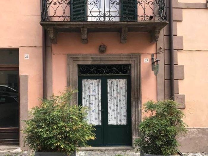 Appartamento quadrilocale in vendita in via degli archi, Tuscania