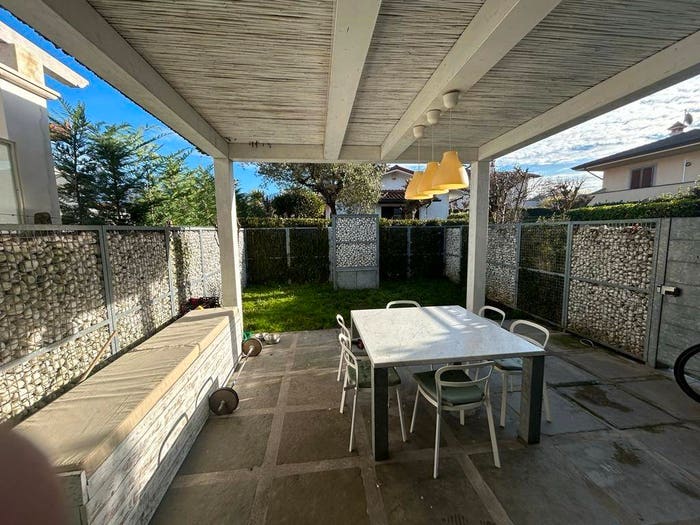 Casa quadrilocale in vendita in Via Duca degli Abruzzi, Centro, Forte dei Marmi