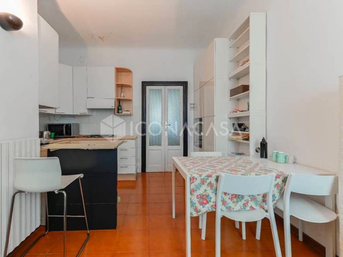 Appartamento trilocale in vendita in Viale Tibaldi, Pezzotti Meda, Milano