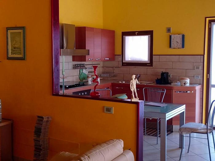 Casa con 6 locali in vendita in Viale Partigiani, Centro, Boca